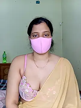 Snapshot of Rose-luckey chatting on 12.02.25 Rose-luckey online show from 12.02.25