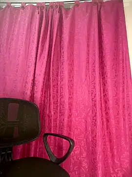 Snapshot of alice_shyness chatting on 12.15.25 alice shyness online show from 12.15.25