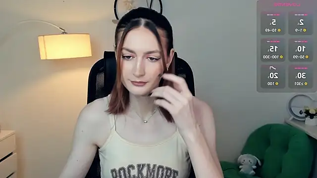 EasterBlink online show from 11.21.25