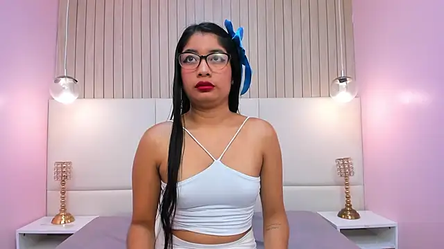 MelanyWayne  online show from 04.29.26