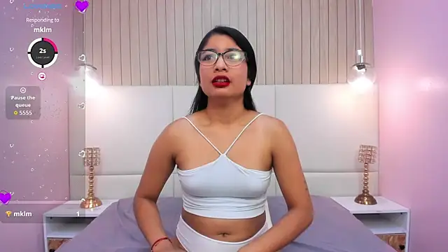 Snapshot of MelanyWayne_ chatting on 05.25.26 MelanyWayne online show from 05.25.26