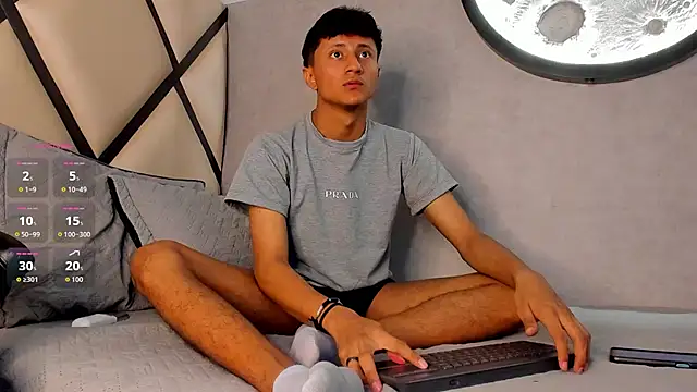  Leohot  online show from 09.12.25