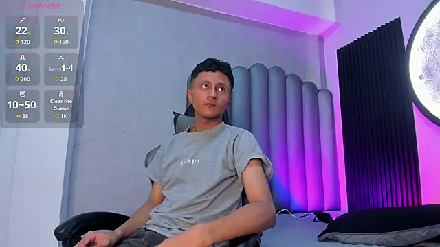  Leohot  online show from 10.29.25