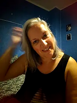 Feelineducentre online show from 09.21.25