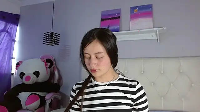 Zaaida  online show from 10.07.25