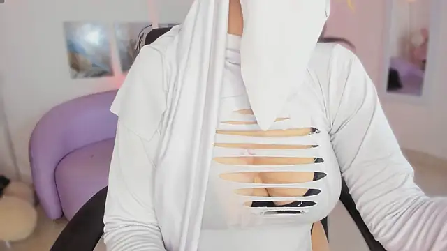 salma isawwii online show from 04.28.26
