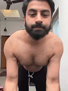 Snapshot of hottestboy03 chatting on 01.18.26 hottestboy03 online show from 01.18.26