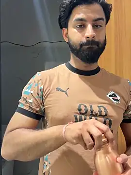 Snapshot of hottestboy03 chatting on 02.18.26 hottestboy03 online show from 02.18.26