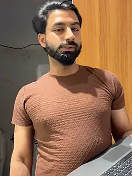 Snapshot of hottestboy03 chatting on 02.19.26 hottestboy03 online show from 02.19.26