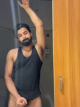 Snapshot of hottestboy03 chatting on 02.27.26 hottestboy03 online show from 02.27.26