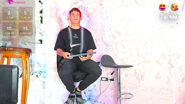 Snapshot of Raams_Star chatting on 09.23.25 Raams Star online show from 09.23.25