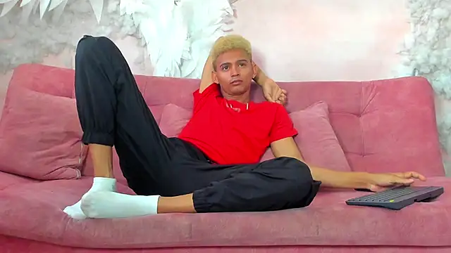 Snapshot of Raams_Star chatting on 10.21.25 Raams Star online show from 10.21.25