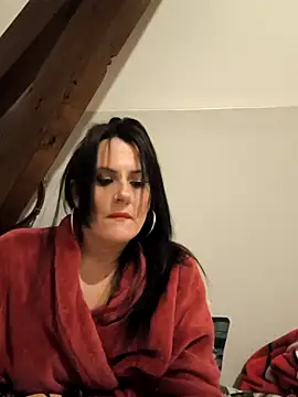 Snapshot of Sosso19squirt chatting on 12.23.25 Sosso19squirt online show from 12.23.25