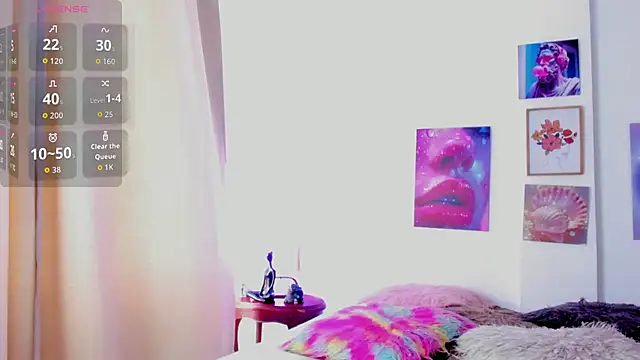 Snapshot of tyra_bankss_ chatting on 09.16.25 tyra bankss online show from 09.16.25