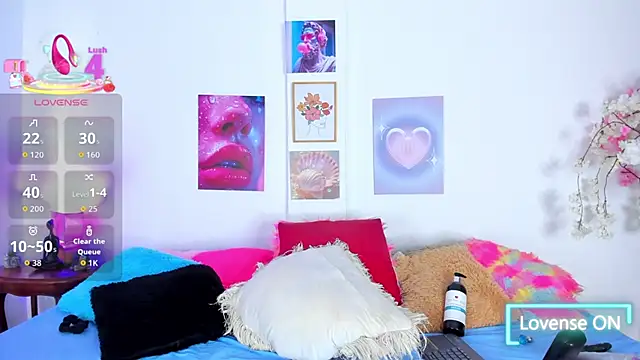 Snapshot of tyra_bankss_ chatting on 11.29.25 tyra bankss online show from 11.29.25