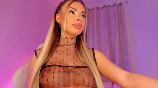 SerraVondeee online show from 09.26.25