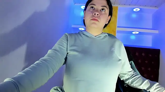 Snapshot of greiccy_20 chatting on 11.12.25 greiccy 20 online show from 11.12.25