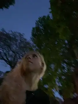 Snapshot of Bruna551 chatting on 10.06.25 Bruna551 online show from 10.06.25