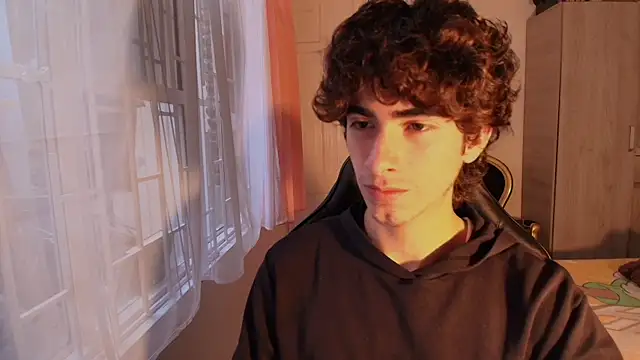 Nude Boy18 online show from 10.10.25