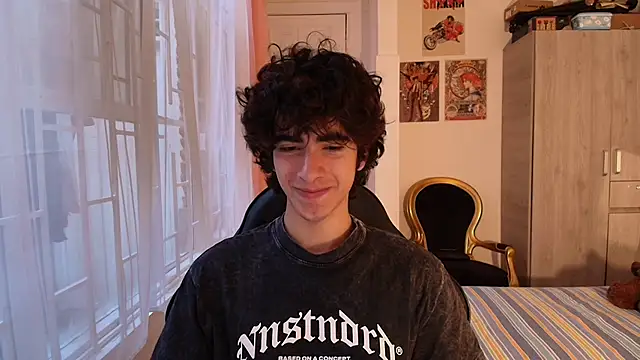 Nude Boy18 online show from 11.01.25