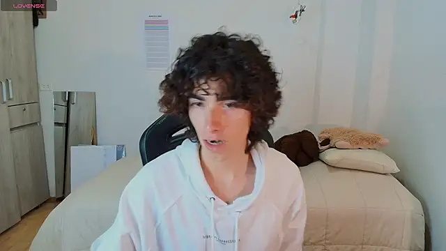 Nude Boy18 online show from 02.15.26