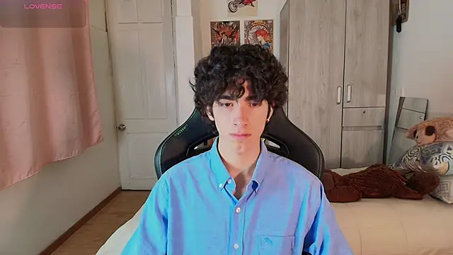 Nude Boy18 online show from 04.23.26