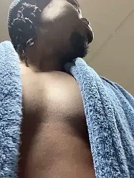 Snapshot of Jake_Chris chatting on 10.05.25 Jake Chris online show from 10.05.25