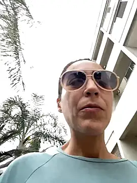 lucioliveira online show from 05.14.26