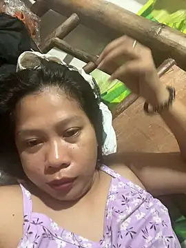Snapshot of Pilipinalyn23 chatting on 08.08.26 Pilipinalyn23 online show from 08.08.26