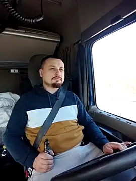 Amberdual online show from 03.06.26