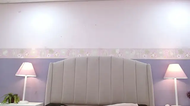 Isabelgh  online show from 07.25.26