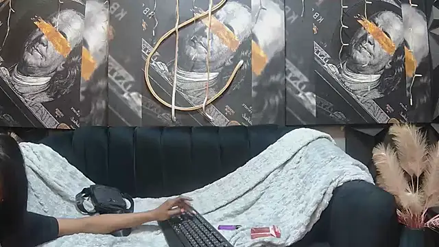 Lilmisbaddyxxx online show from 07.27.26