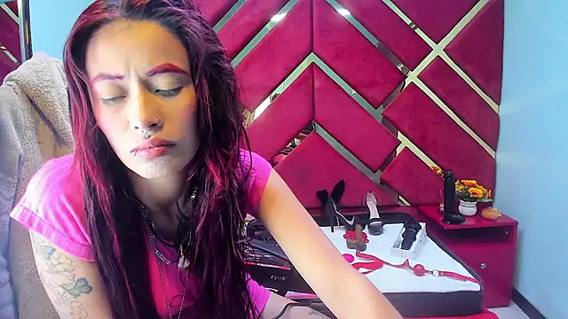 Kataleya Luck online show from 11.26.25