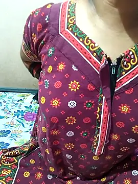 Snapshot of keralacouples11 chatting on 09.09.25 keralacouples11 online show from 09.09.25