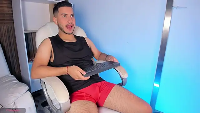 Snapshot of Axel_grey_ chatting on 09.21.25 Axel grey online show from 09.21.25