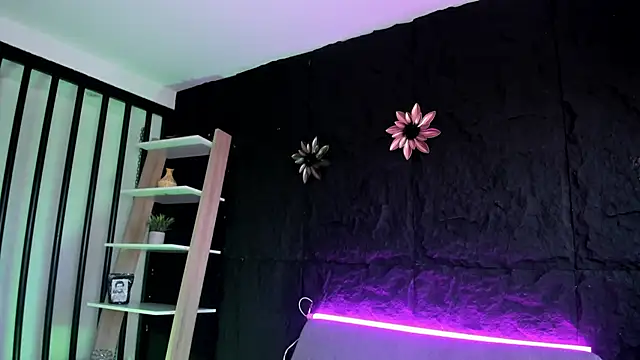 Axel grey  online show from 12.21.25