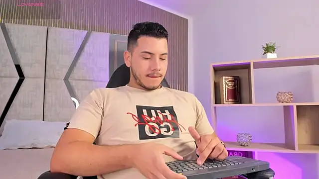 Axel grey  online show from 02.28.26