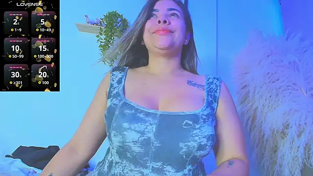 Snapshot of LindaaEvanss chatting on 09.17.25 LindaaEvanss online show from 09.17.25