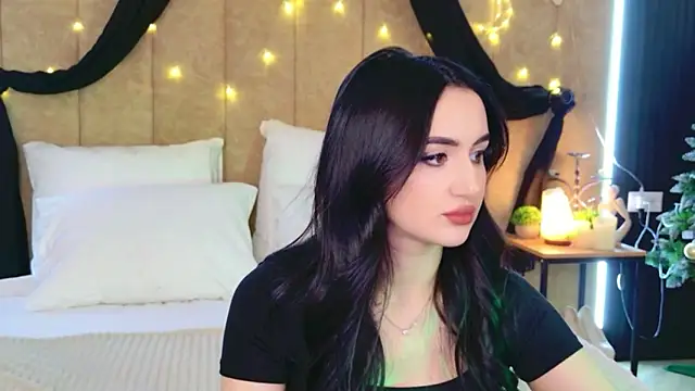 Elizabeth Meyer online show from 01.06.26