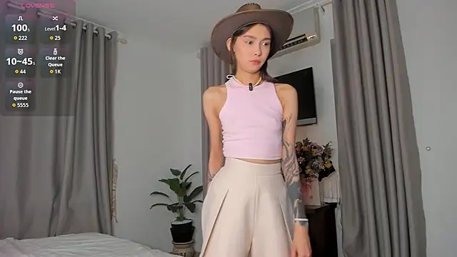 Amy Loveme online show from 11.27.25