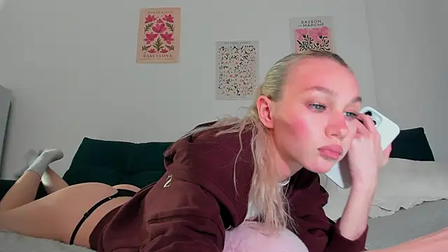 Snapshot of cuteleraay chatting on 10.09.25 cuteleraay online show from 10.09.25