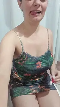 Snapshot of _SexyPetite_ chatting on 11.27.25 SexyPetite online show from 11.27.25