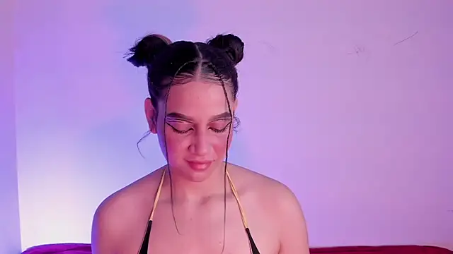 Snapshot of Megan_Luxe chatting on 03.05.26 Megan Luxe online show from 03.05.26