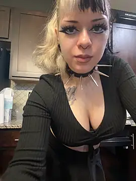 Paige Turner online show from 10.21.25