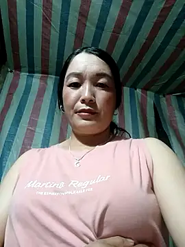 Snapshot of Bliss_rose chatting on 09.13.25 Bliss rose online show from 09.13.25