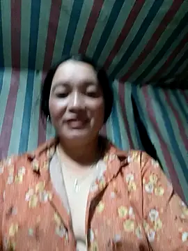 Snapshot of Bliss_rose chatting on 10.06.25 Bliss rose online show from 10.06.25