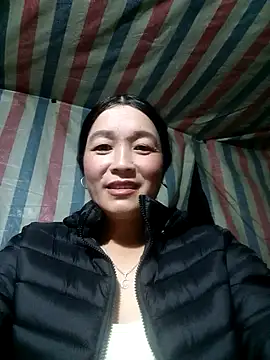 Snapshot of Bliss_rose chatting on 11.13.25 Bliss rose online show from 11.13.25