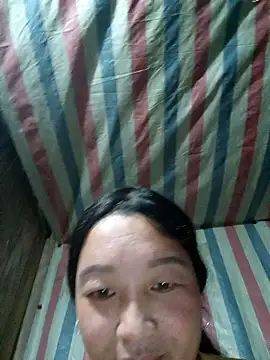 Snapshot of Bliss_rose chatting on 11.23.25 Bliss rose online show from 11.23.25