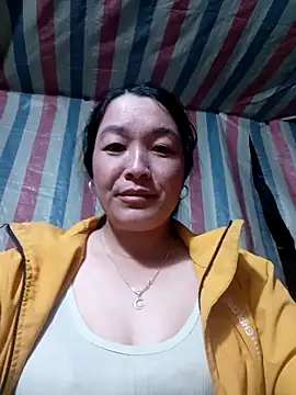 Snapshot of Bliss_rose chatting on 12.22.25 Bliss rose online show from 12.22.25