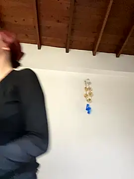 Paulina-Wells online show from 09.25.25